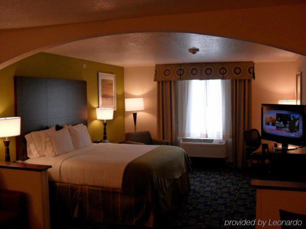 Holiday Inn Express And Suites Urbandale Des Moines, An Ihg Hotel Oda fotoğraf